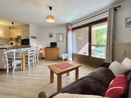 Megeve Apartment | Studio avec Piscine Chauffée, Tennis & Balcon - 4 Couchages à Megève - FR-1-597-14