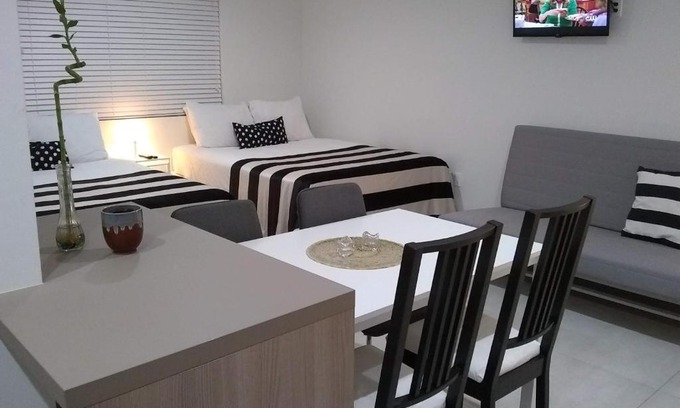 Midtown Apartment | Studio Biscayne Blvd Miami