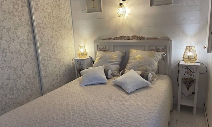 La Cotiniere Apartment | Studio bungalow in La Cotinière beach 100m, port 150 m