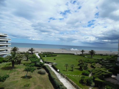 La Cote Radieuse Apartment | Studio cabine face mer avec parking privé, Canet-Plage - FR-1-750-69