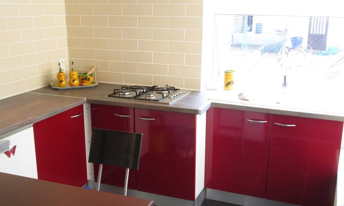 Le Muy Apartment | STUDIO climatisé 4 personnes + terrasse 15 m2 + piscine + pétanque
