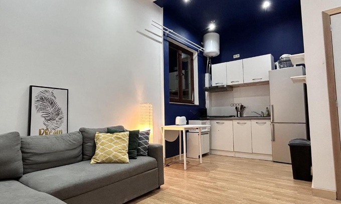 Charleroi Apartment | Studio comfortable charleroi