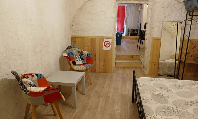 Millau Apartment | Studio Dans Voûtes