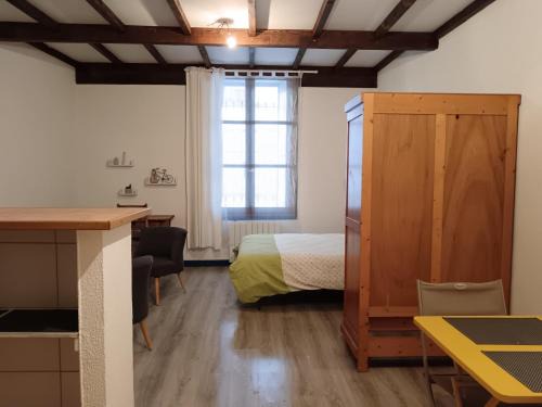 Castelnaudary Apartment | Studio de charme