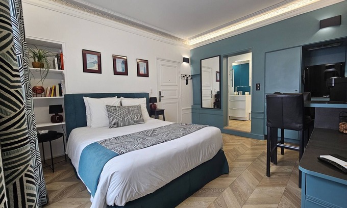 Troyes Apartment | Studio-Deluxe-Garden view-Private Bathroom