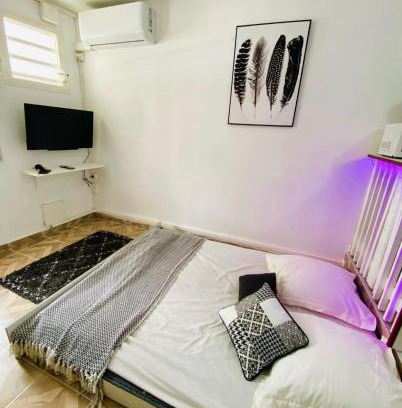 Saint-Claude Apartment | Studio des Lilas