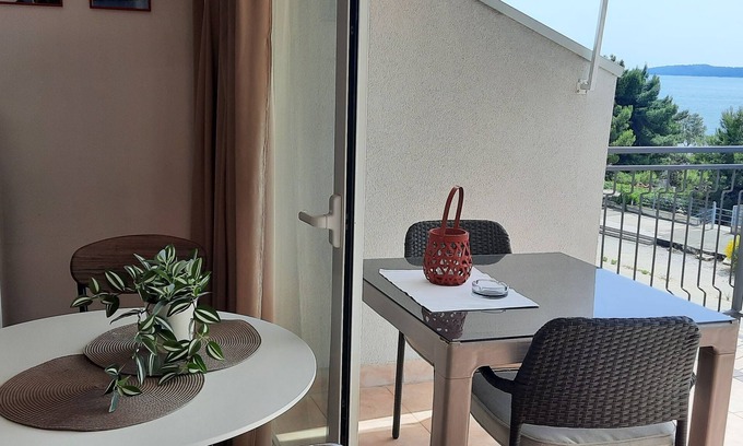 Brodarica Apartment | Studio flat with balcony and sea view Brodarica, Šibenik (AS-21536-a)
