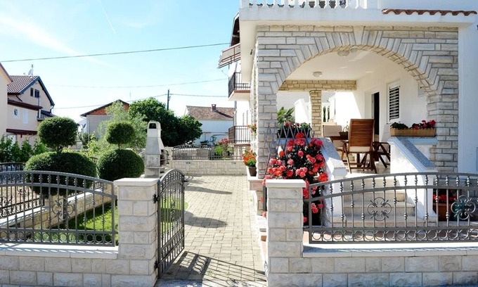 Sukosan Apartment | Studio flat with balcony and sea view Sukošan, Zadar (AS-6131-a)