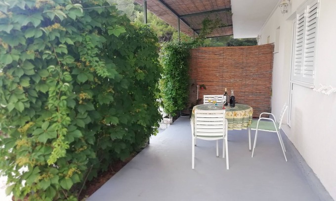 Kobas Apartment | Studio flat with terrace Cove Saplunara, Mljet (AS-4896-b)