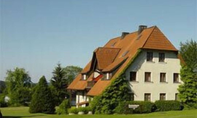 Fleckl Apartment | Studio | gemütliche 1-Raum Ferienwohnung mit Küchenzeile und Essplatz