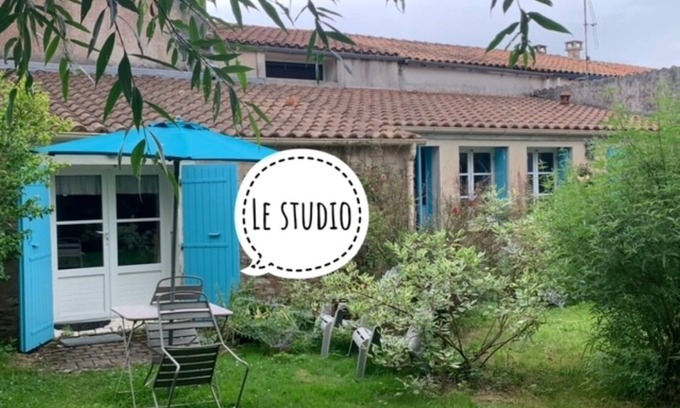 Beaugeay Apartment | Studio GITE 2* near Rochefort Océan and marais de Brouage