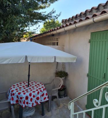 Aubagne Apartment | STUDIO INDEPENDANT AUBAGNE proche AIX CASSIS LA CIOTAT MARSEILLE