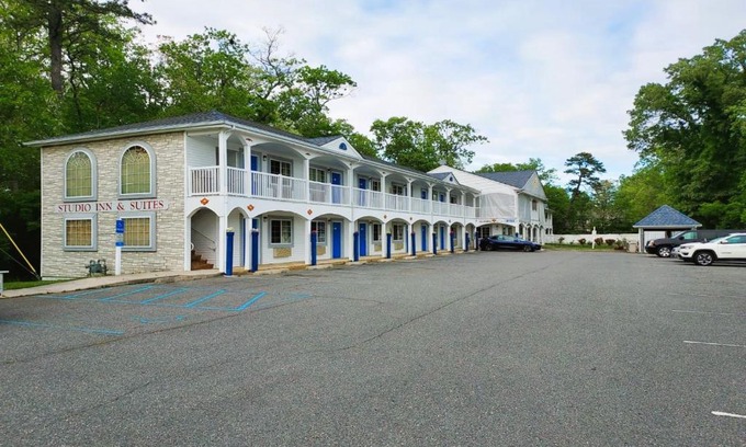 Galloway Hotel | Studio Inn and Suites