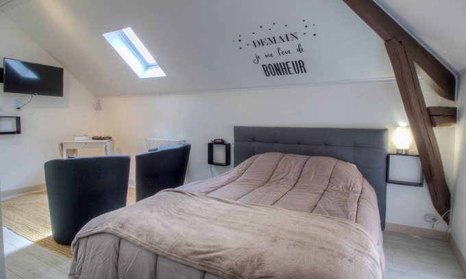 Mallievre Apartment | Studio le Zéphyr 2 persons 6kms from the puy du fou park
