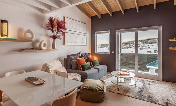 Perisher Valley Apartment | Studio Loft (for 2), The Stables Resort Perisher