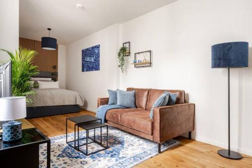 Horchheim Apartment | Studio Loreley am Rhein, moderne & vollausgestatte 40qm, Küche, Netflix, WM