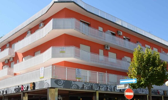 Bibione Apartment | Studio mit Klimaanlage und Balkon