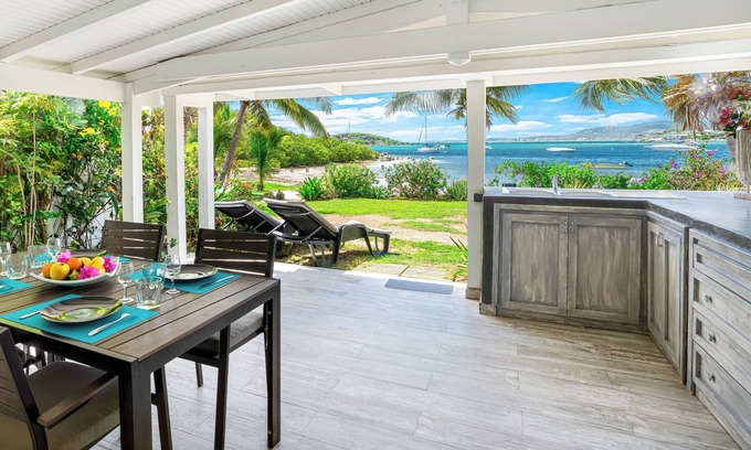 Cul de Sac Apartment | 💖studio nature reserve pool/beach/kayak included