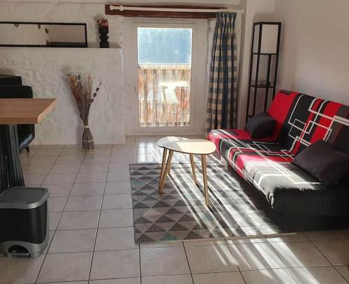 Bonnemain Apartment | STUDIO NID COSY avec piscine
