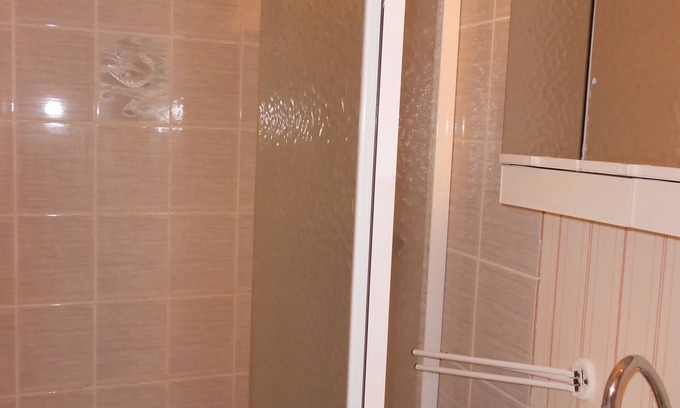 Millau Apartment | Studio Près des Quais du Tarn à Millau à 5 mn Centre Ville