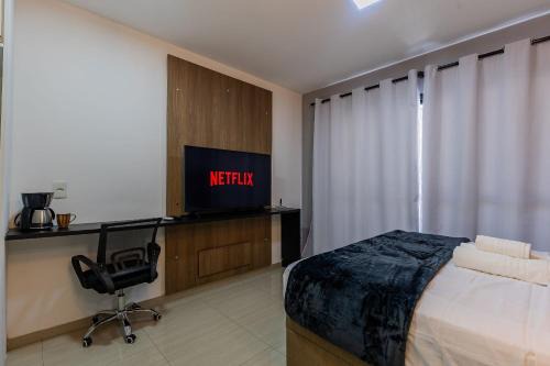 Republica Apartment | Studio República com Piscina, Varanda, Wi-Fi e AC