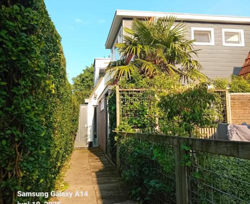 Ooltgensplaat Apartment | Studio Waterland