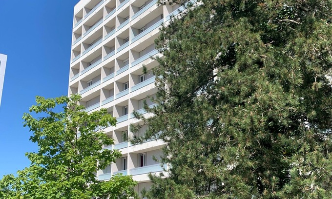 Gradignan Apartment | Studio with balcony and parking space in quiet residence