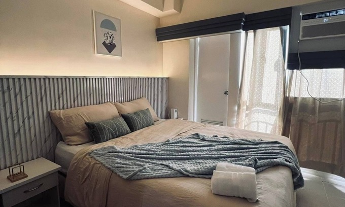 San Jose Apartment | Studio with City view,few minutes to Skyranch and Peoples Park and PicnicGroove