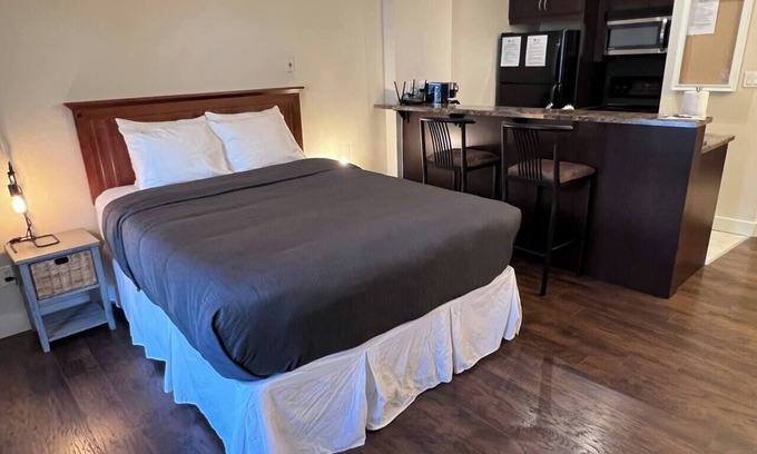 East Kootenay Condo | Studio with Kitchen, Great Location