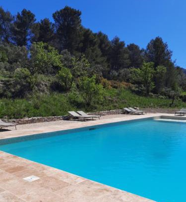 Simiane-Collongue Apartment | Studios indépendants dans grand Domaine en pleine nature