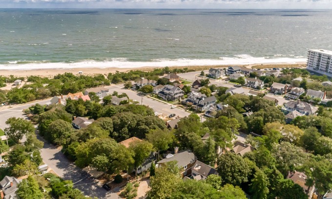 The Pines House | Stunner! Ocean Block 5BR Downtown Rehoboth Beach in The Pines