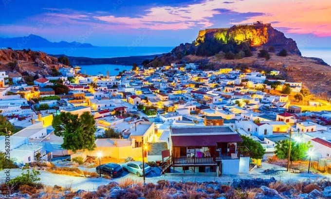 Athens City Centre Apartment | Stunning 1BR Suite Excellent Location in Athens