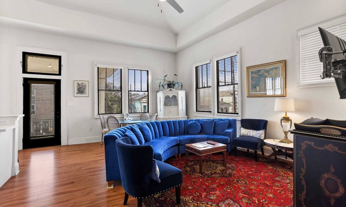 Saint Thomas Development Apartment | Stunning 2BR | Balcony | Historic Luxury