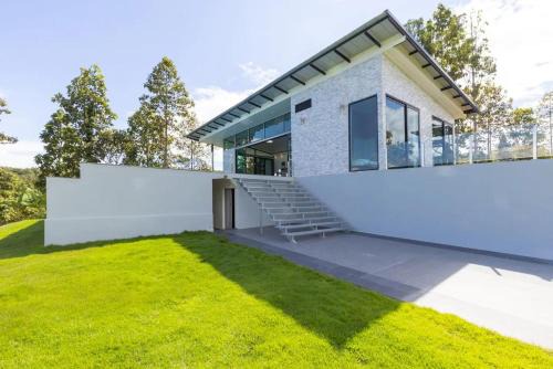 Hang Dong Villa | Stunning 3-Bed Villa in Chiang Mai