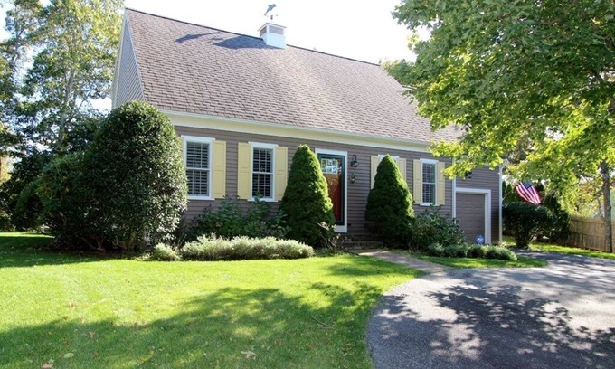 East Harwich House | Stunning 3BR Home - Close to Town & Beaches (2159)