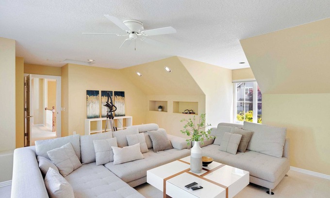 Northwest Portland House | Stunning 3BR Portland Home w/Spacious Patio, Tree Views & Luxury Kitchen #41532