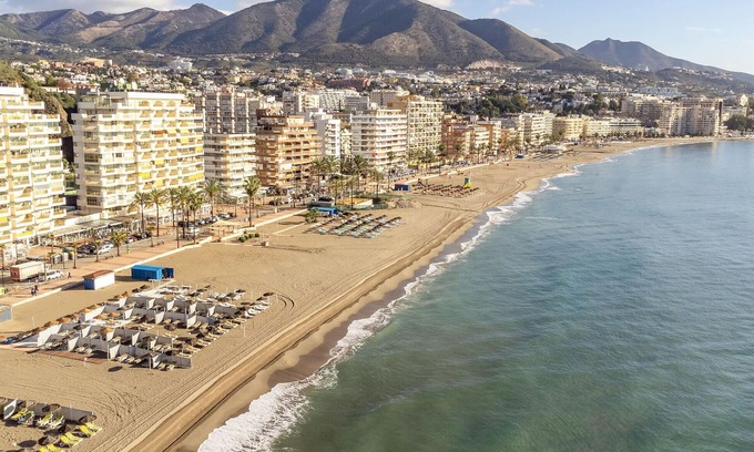 Fuengirola Apartment | Stunning apartment in Fuengirola