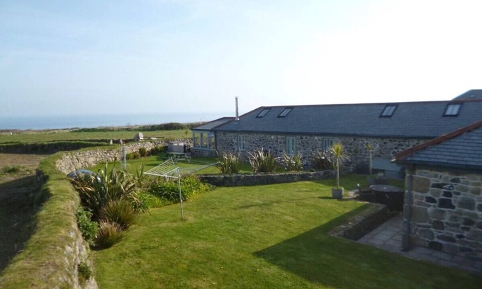 St Ives House | Stunning Cottage with Sea Views in Trowan
