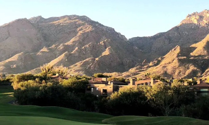 Tucson Condo | Stunning foothills location! Hike Bike Golf Relax