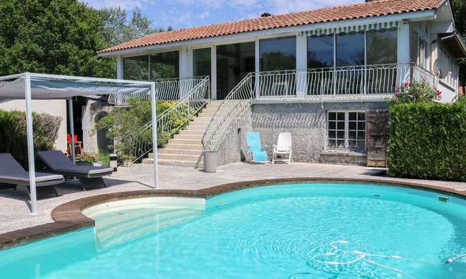 Saint-Vivien-de-Medoc House | Stunning private villa for 6 people with private pool, WIFI, TV, terrace and parking