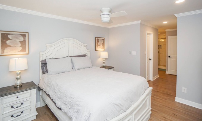 Sharonbrook Apartment | Stunning Furnished One Bedroom - available for short