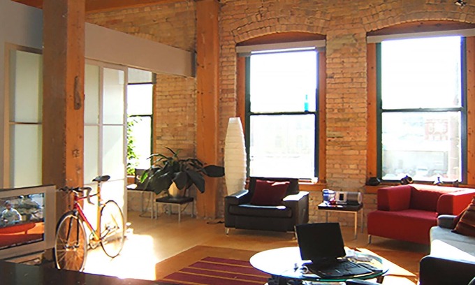 Warehouse District Condo | Stunning Historic 2 Bedroom Loft in North Loop - Exposed Brick 14 Foot Ceilings