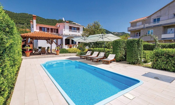 Banjol House | Stunning home in Banjol