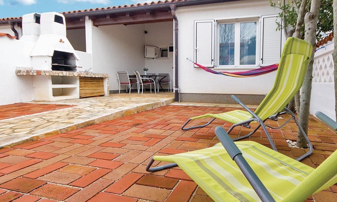Barbariga House | Stunning home in Barbariga with WiFi