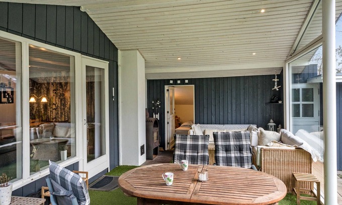 Idestrup House | Stunning home in Idestrup with kitchen