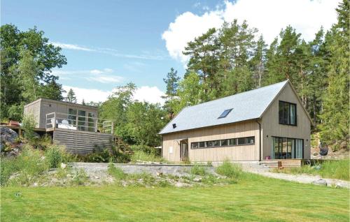 Musko House | Stunning Home In Muskö With Kitchen