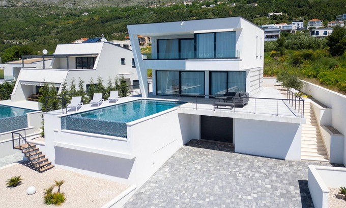 Podstrana House | Stunning home in Podstrana