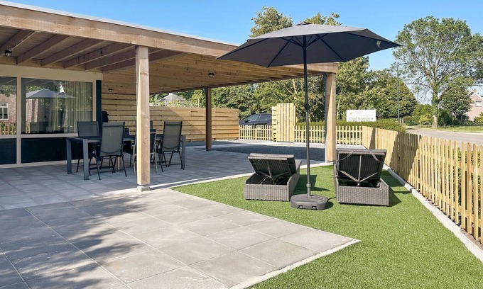 Stavenisse House | Stunning home in Stavenisse