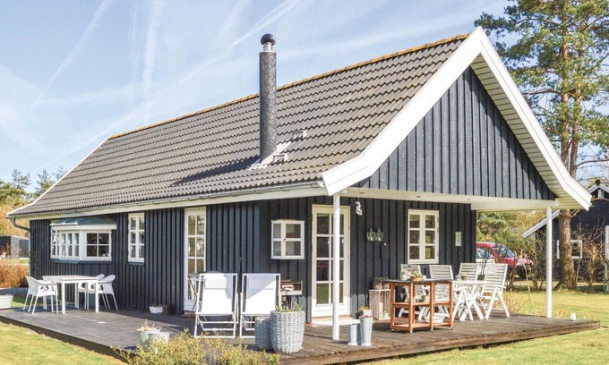 Marielyst House | Stunning home in Væggerløse