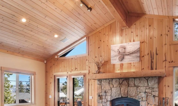 Crystal Bay House | Stunning home retreat with AC (395TU)